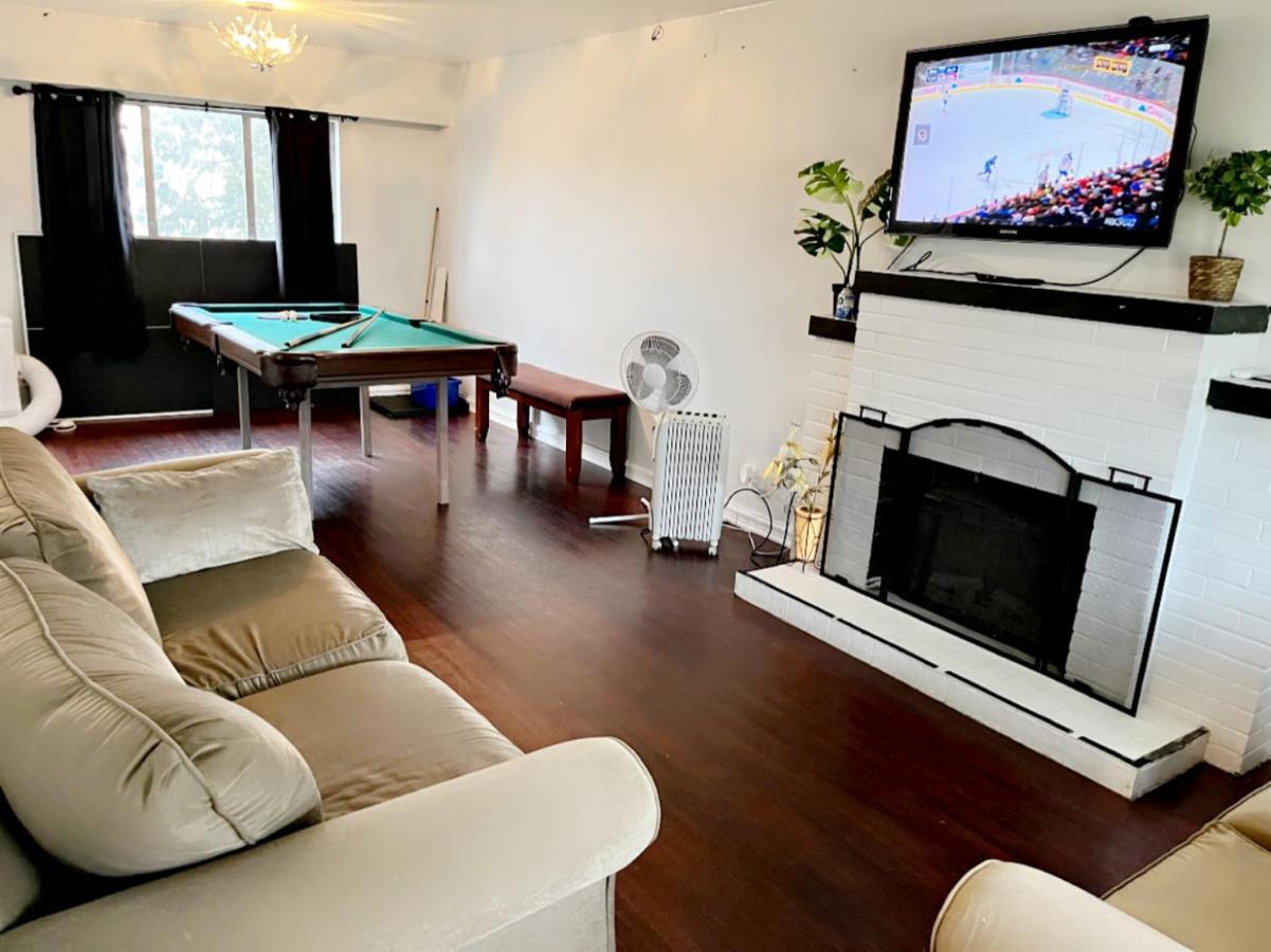 Vintage - 3 Bed House - North Surrey - Ping-Pong And Pool Table - Tv Cable Villa Eksteriør bilde